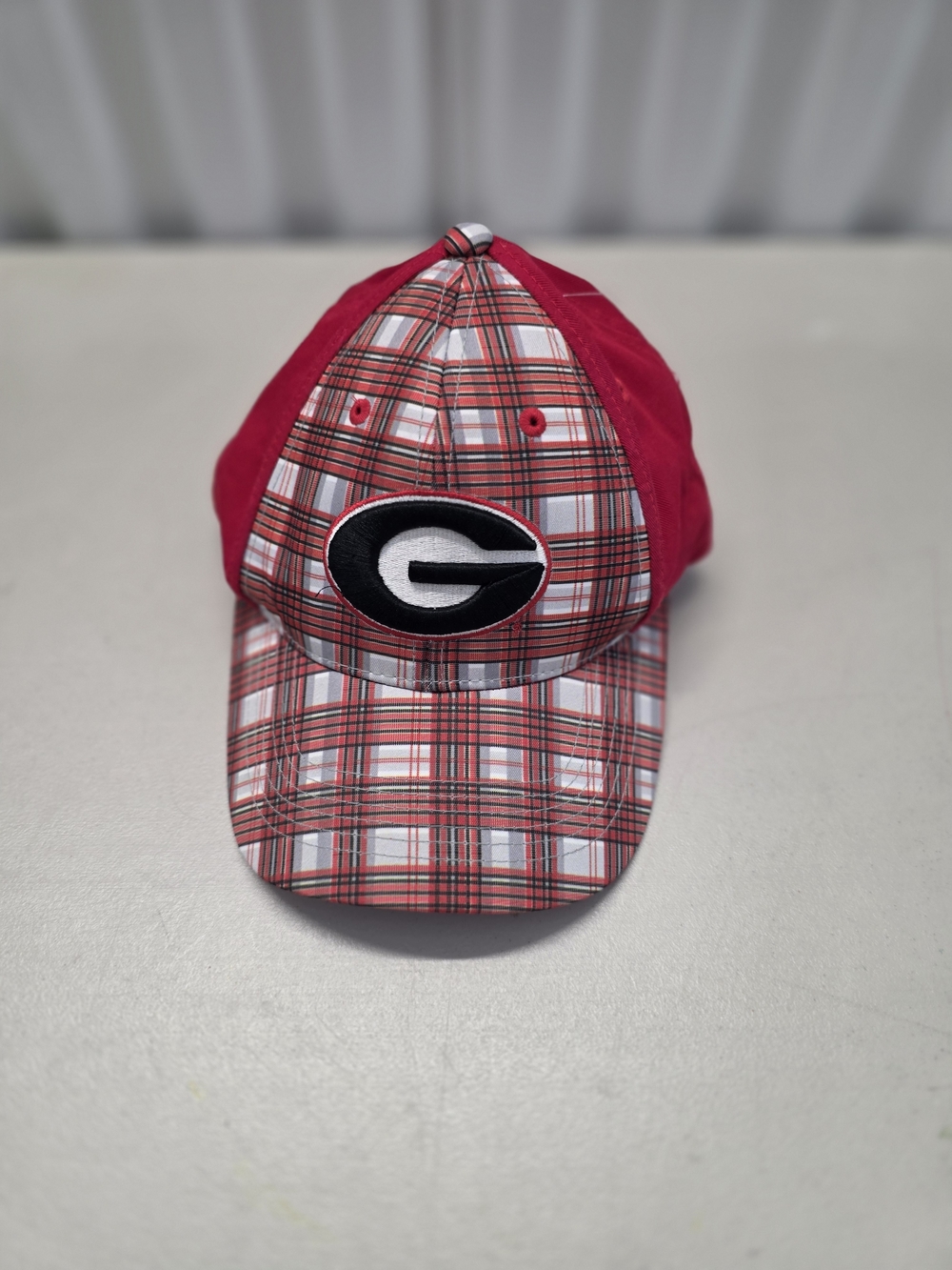UGA Georgia Bulldogs Captivating Headgear Hat Cap